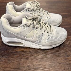 Nike Women's Sneakers - Light Gray